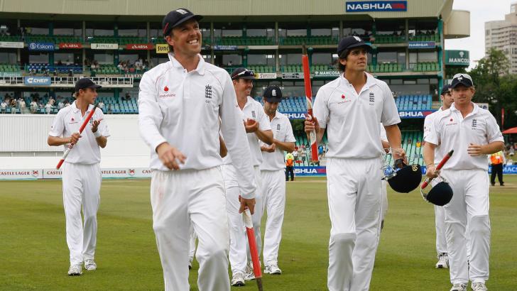 Graeme Swann and his England Test team-mates